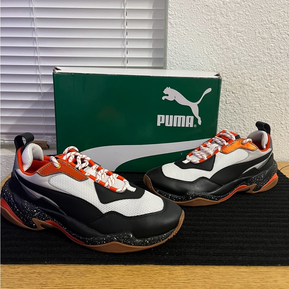 Puma sneakers size 9.5 men new